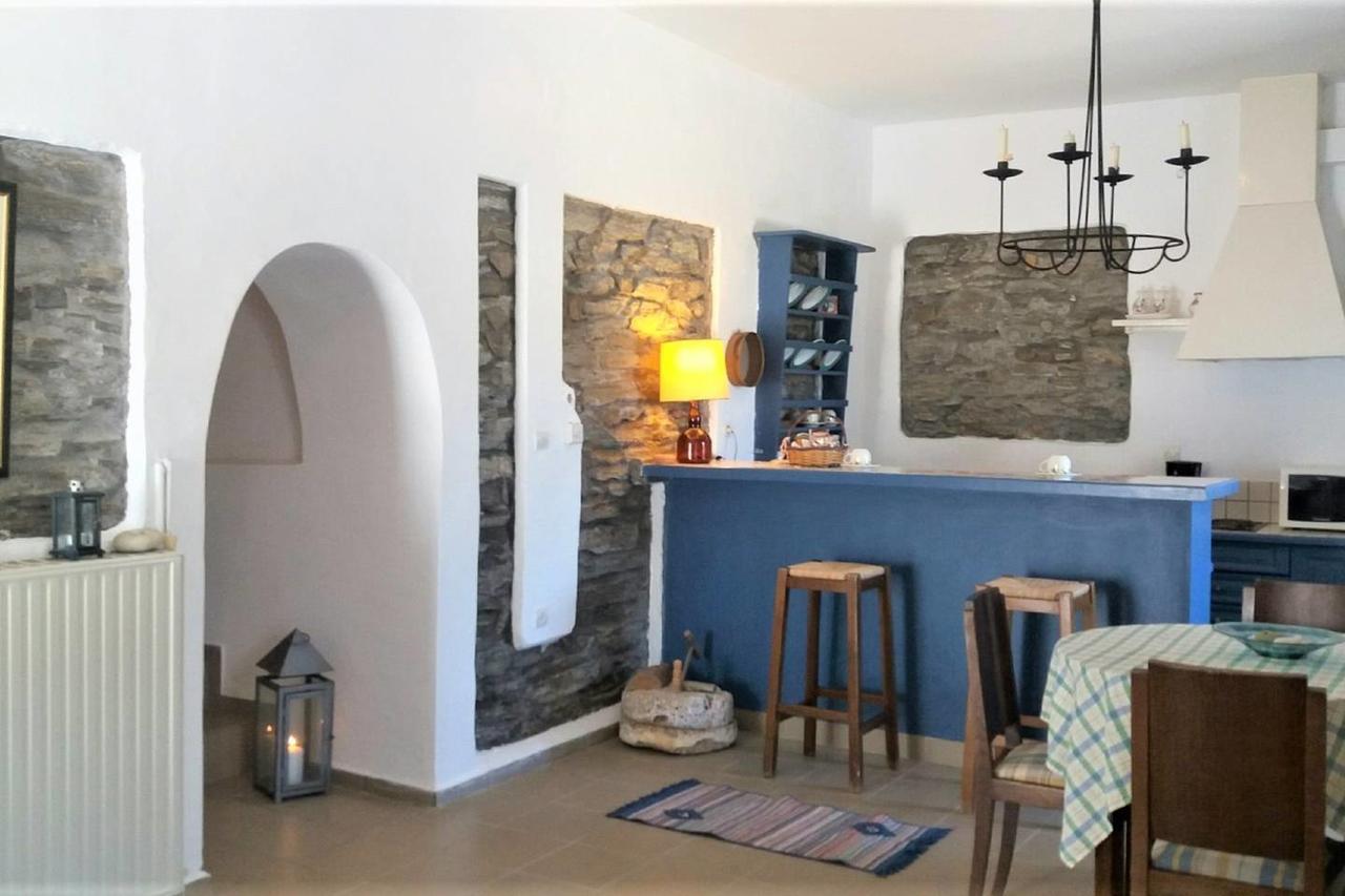 "Aura" Apt In Stone Tower 1690 • Andros Aidonia  Exterior foto