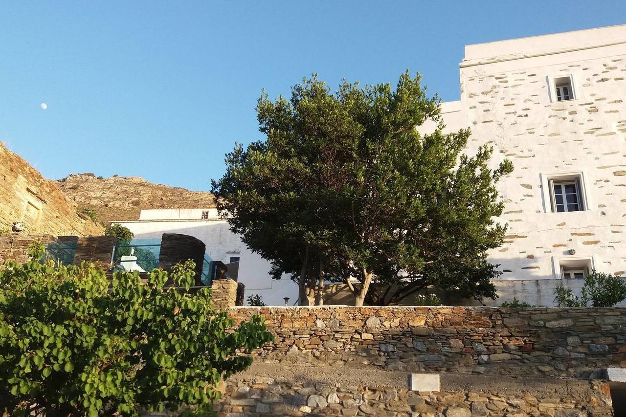 "Aura" Apt In Stone Tower 1690 • Andros Aidonia  Exterior foto