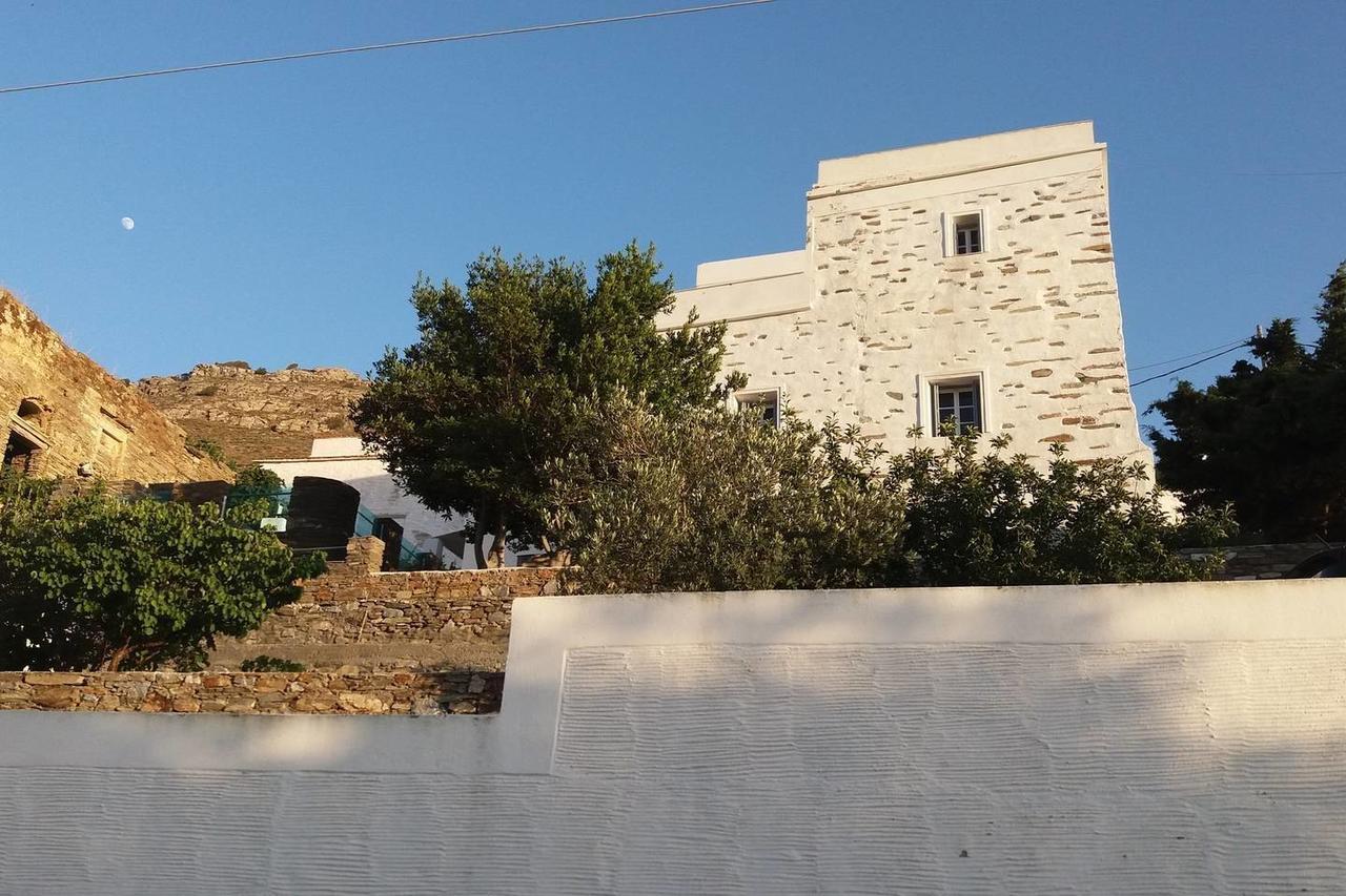 "Aura" Apt In Stone Tower 1690 • Andros Aidonia  Exterior foto